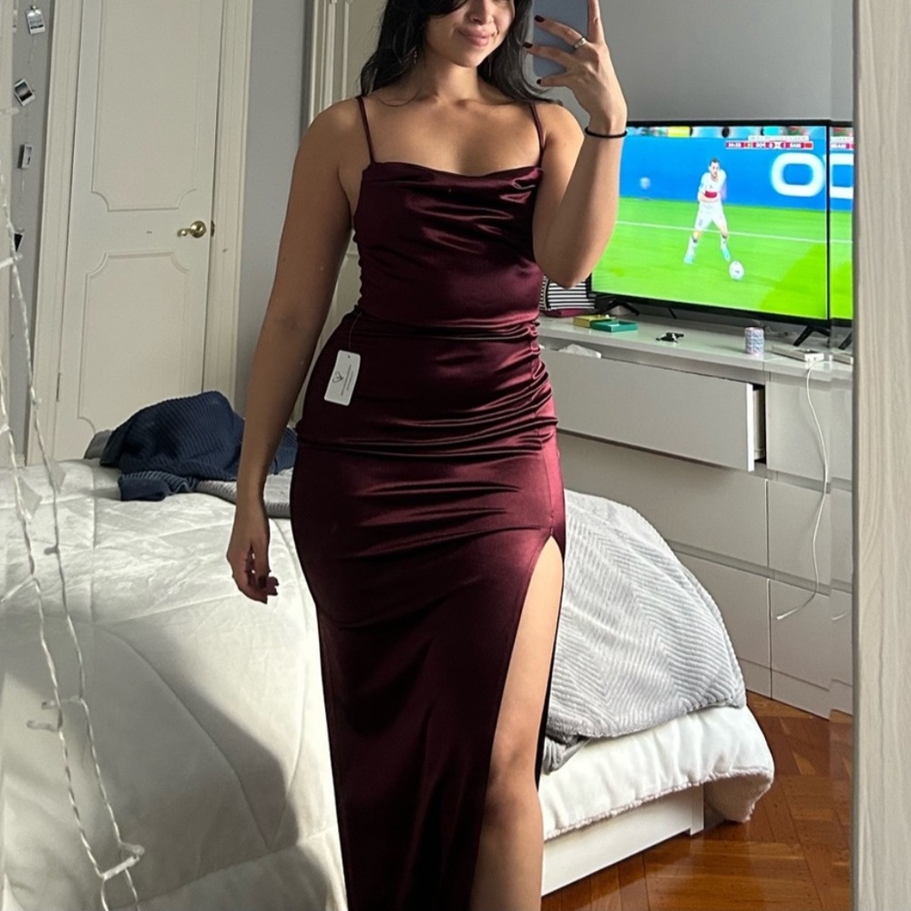Lala High Slit Satin Formal Dress in Maroon